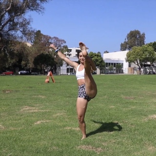 Brittany Hertz feet photo thumbnail