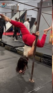 Brittany Hertz feet photo thumbnail