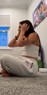 Brittany Hertz feet photo thumbnail
