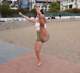 Brittany Hertz feet photo thumbnail