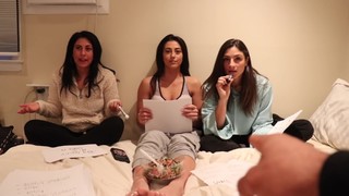 Brittany Hertz feet photo thumbnail