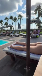 Brittany Hertz feet photo thumbnail