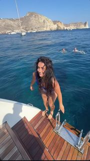 Brittany Hertz feet photo thumbnail
