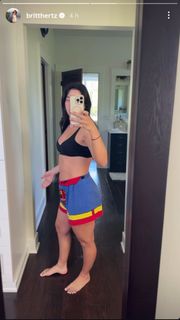 Brittany Hertz feet photo 7