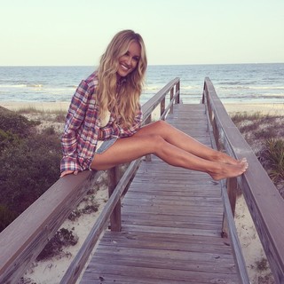 Brittany Kerr Aldean feet photo 8