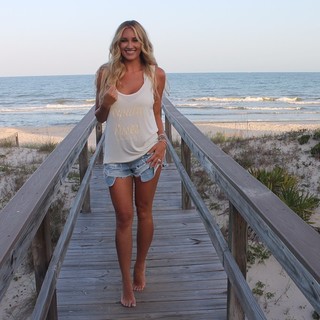 Brittany Kerr Aldean feet photo 7