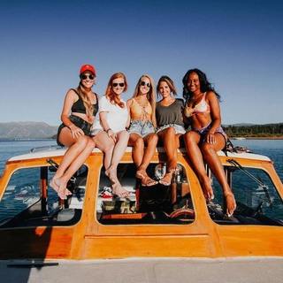 Brittany Mahomes feet photo thumbnail