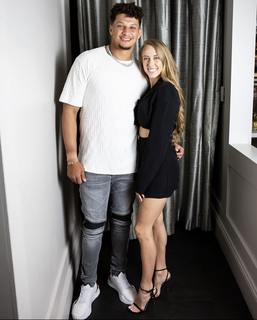 Brittany Mahomes feet photo thumbnail