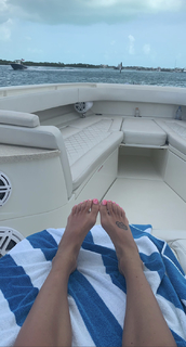 Brittany Mahomes feet photo thumbnail