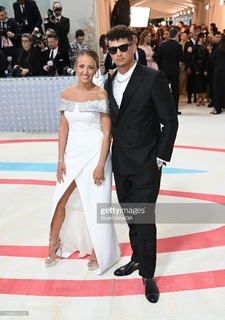 Brittany Mahomes feet photo thumbnail