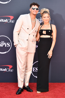 Brittany Mahomes feet photo thumbnail