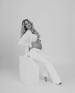 Brittany Mahomes feet photo thumbnail