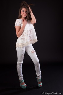 Brittany Marie feet photo 4
