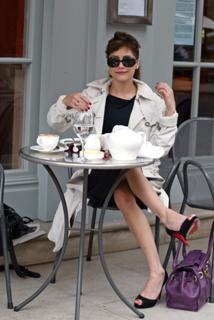 Brittany Murphy feet photo thumbnail