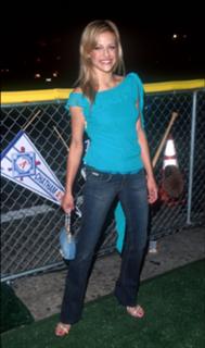 Brittany Murphy feet photo thumbnail
