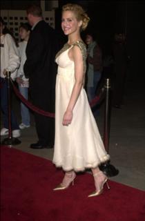 Brittany Murphy feet photo thumbnail