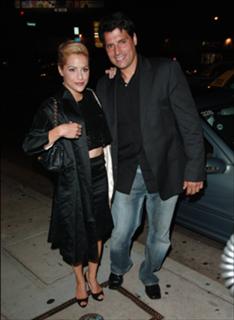 Brittany Murphy feet photo thumbnail