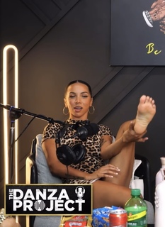 Brittany Renner feet photo thumbnail