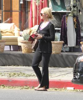 Brittany Snow feet photo thumbnail
