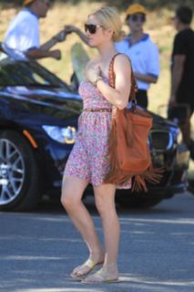 Brittany Snow feet photo thumbnail