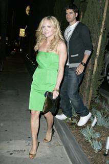 Brittany Snow feet photo thumbnail