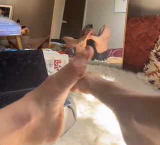 Brittini Burton feet photo 15