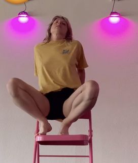 Brittini Burton feet photo 3
