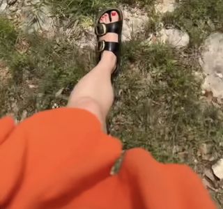 Brittini Burton feet photo 2