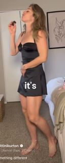 Brittini Burton feet photo 9