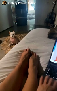 Brittney Palmer feet photo thumbnail