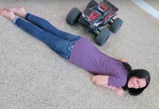 Brittney Smith feet photo thumbnail