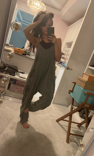 Brittney Smith feet photo thumbnail