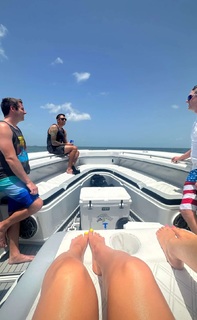 Brittney Smith feet photo thumbnail