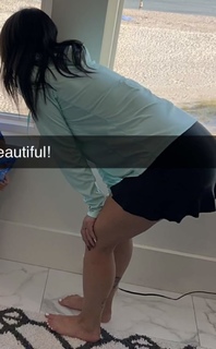 Brittney Smith feet photo thumbnail