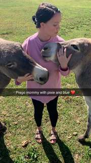 Brittney Smith feet photo thumbnail