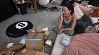 Brittney Smith feet photo thumbnail