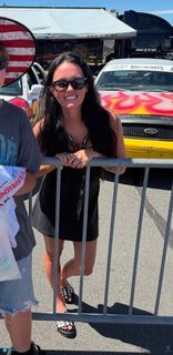 Brittney Smith feet photo thumbnail