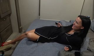 Brittney Smith feet photo thumbnail