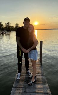 Brittney Smith feet photo thumbnail