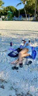 Brittney Smith feet photo 4