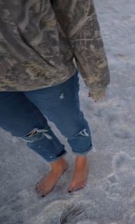 Brittney Smith feet photo 5