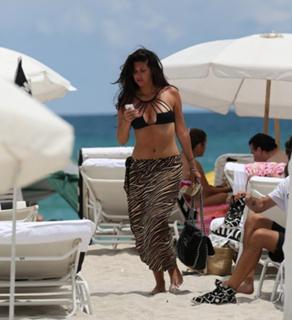 Brittny Gastineau feet photo 2
