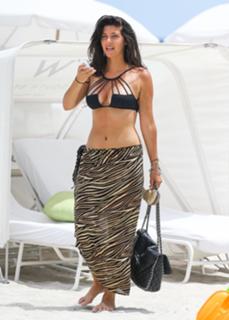 Brittny Gastineau feet photo 11