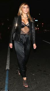 Brittny Gastineau feet photo 1