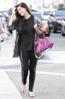 Brittny Gastineau feet photo 8
