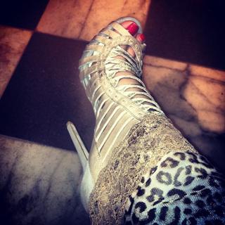 Brittny Gastineau feet photo 3