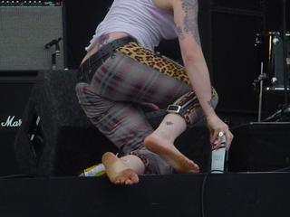 Brody Dalle feet photo 4