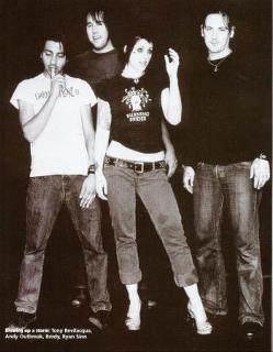 Brody Dalle feet photo 10
