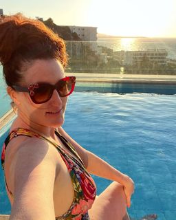 Bronagh Waugh feet photo 1