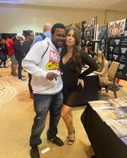 Brooke Adams feet photo thumbnail